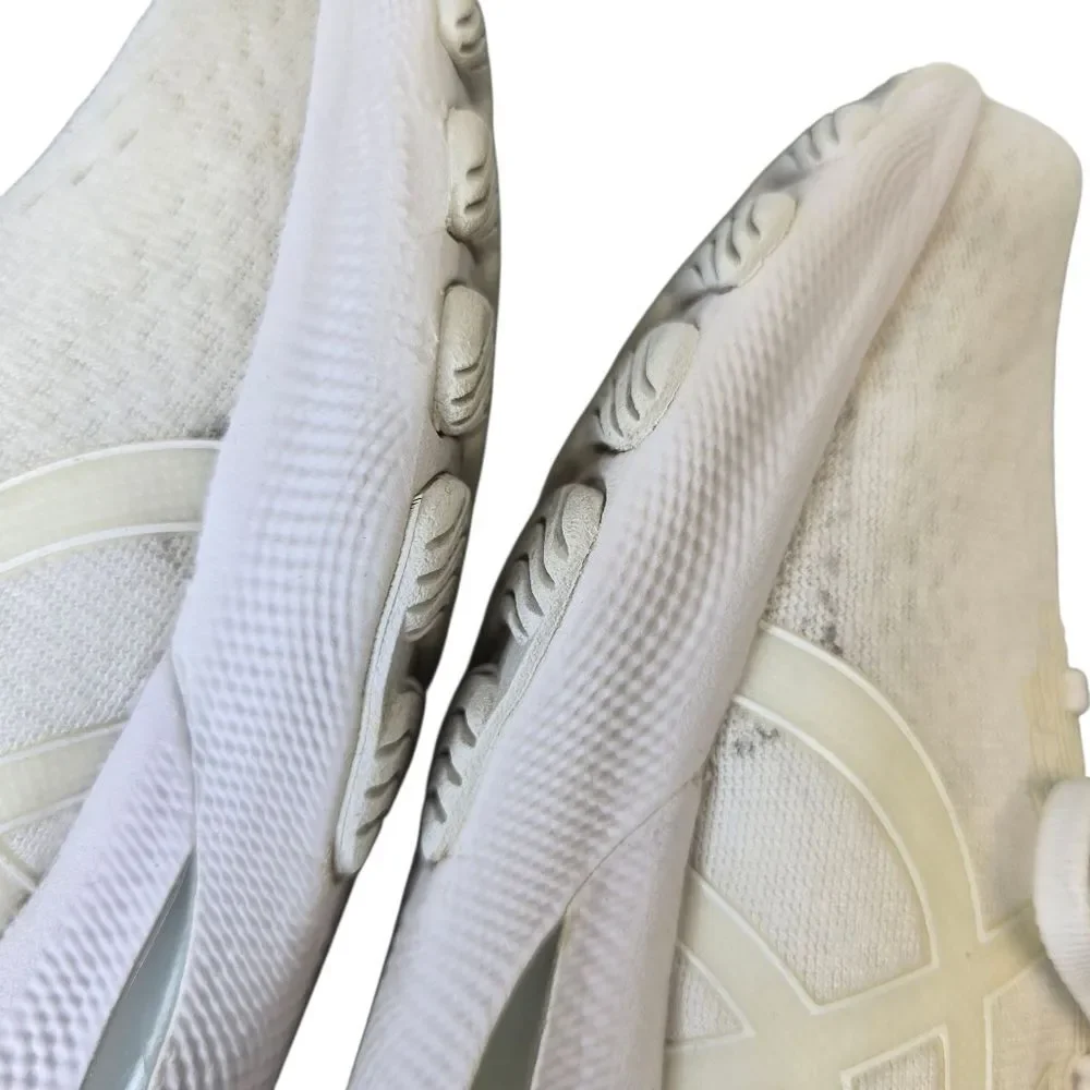 ASICS Women's 9 Gel-Nimbus 24 White Cream Running Shoes Sneakers